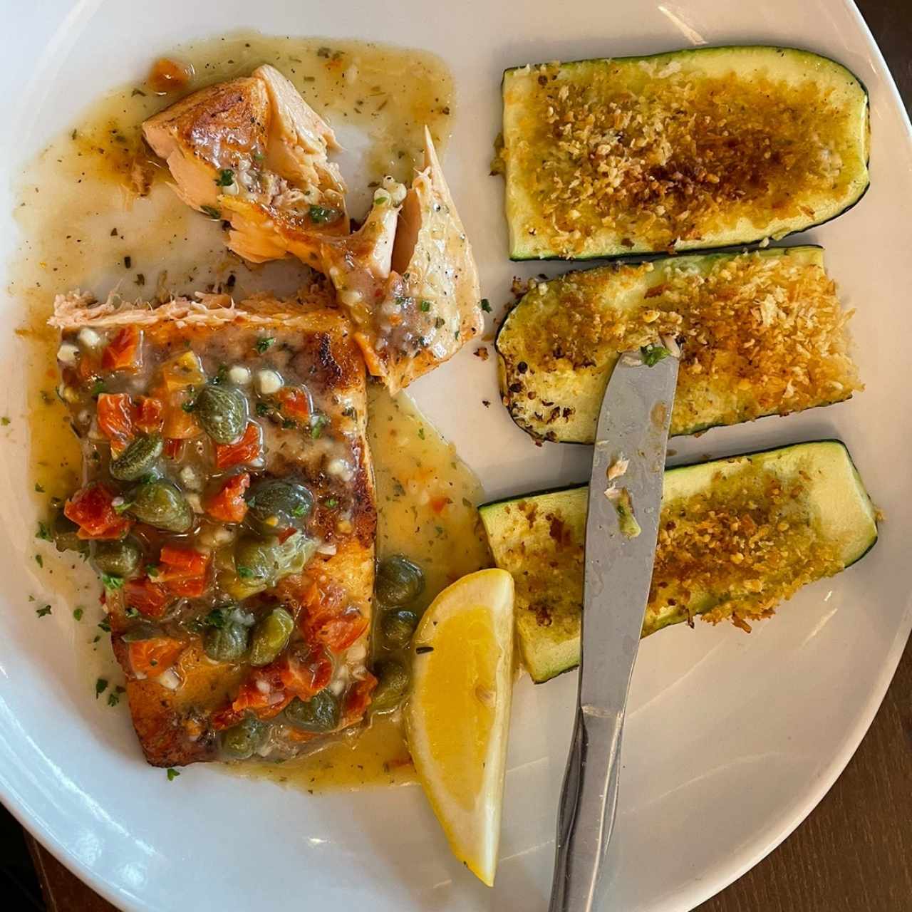 Salmon con zuccini 