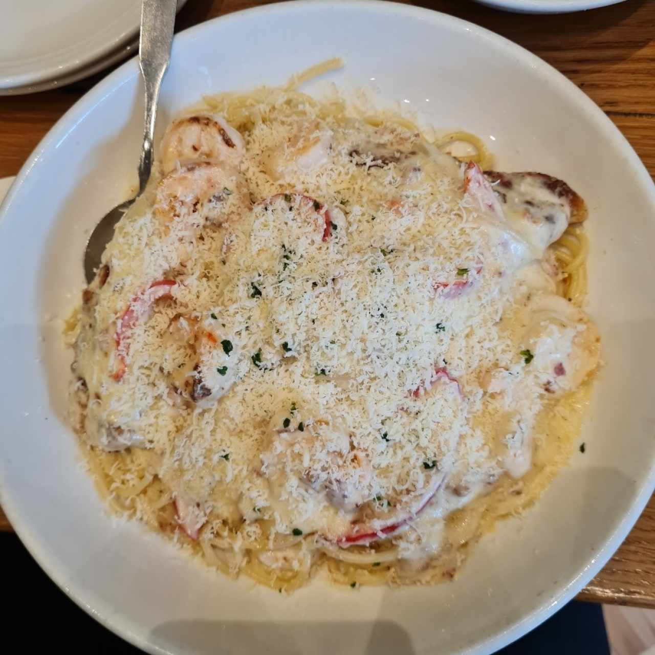 Classic Entreés - Chicken & Shrimp Carbonara