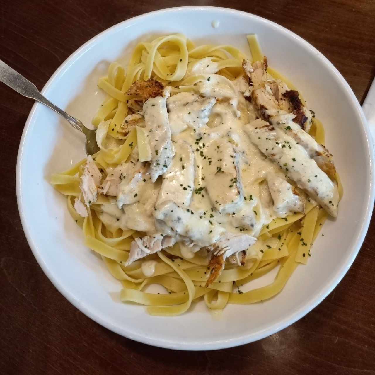 Amazing Alfredos - Fettuccine Alfredo