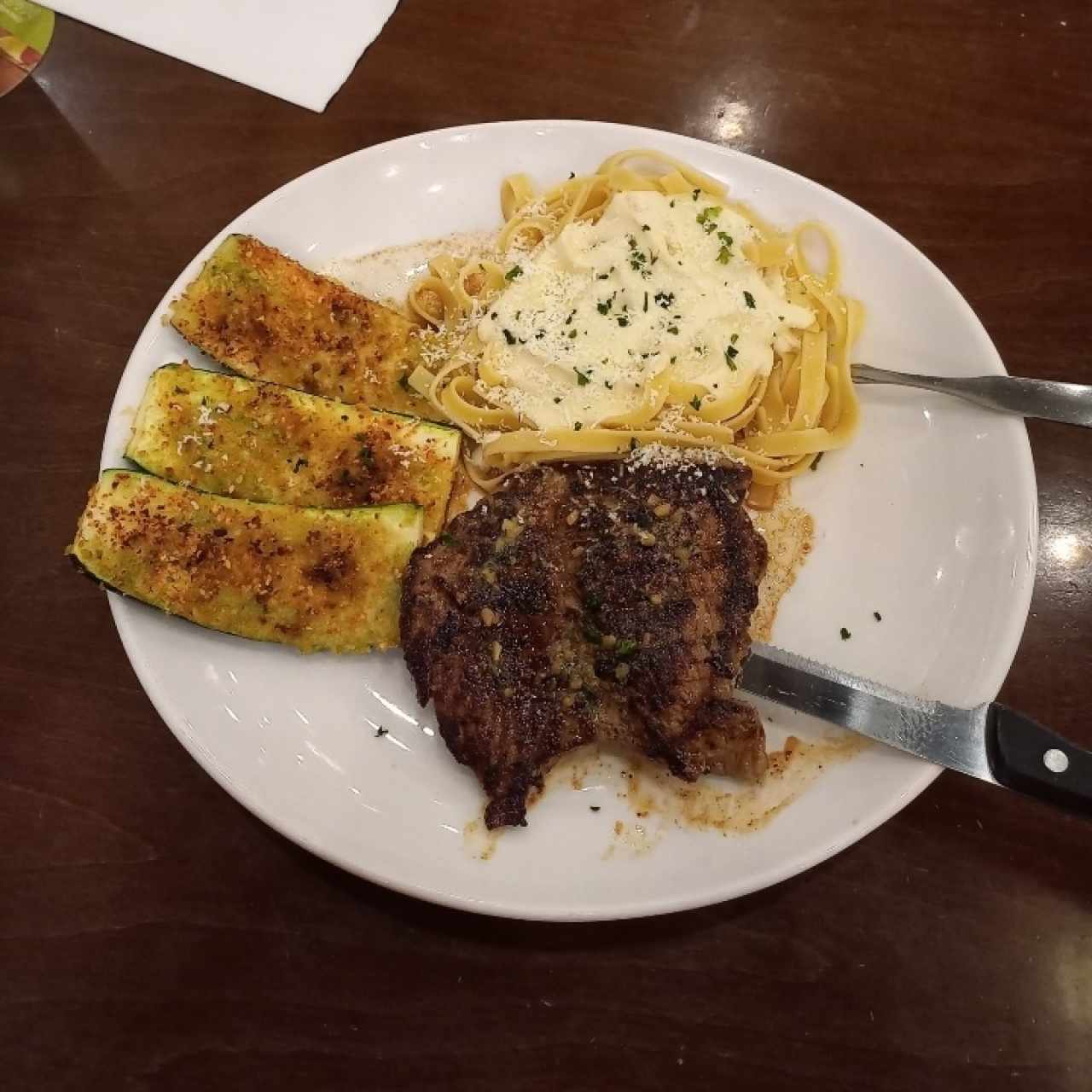 Classic Entreés - Steak Alfredo