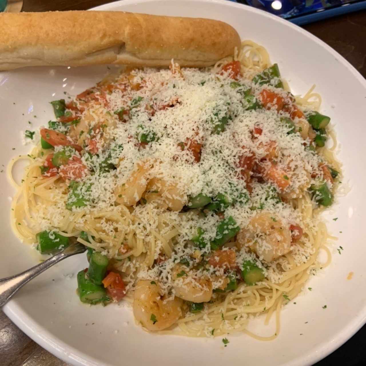 pasta con camarones en la seccion light