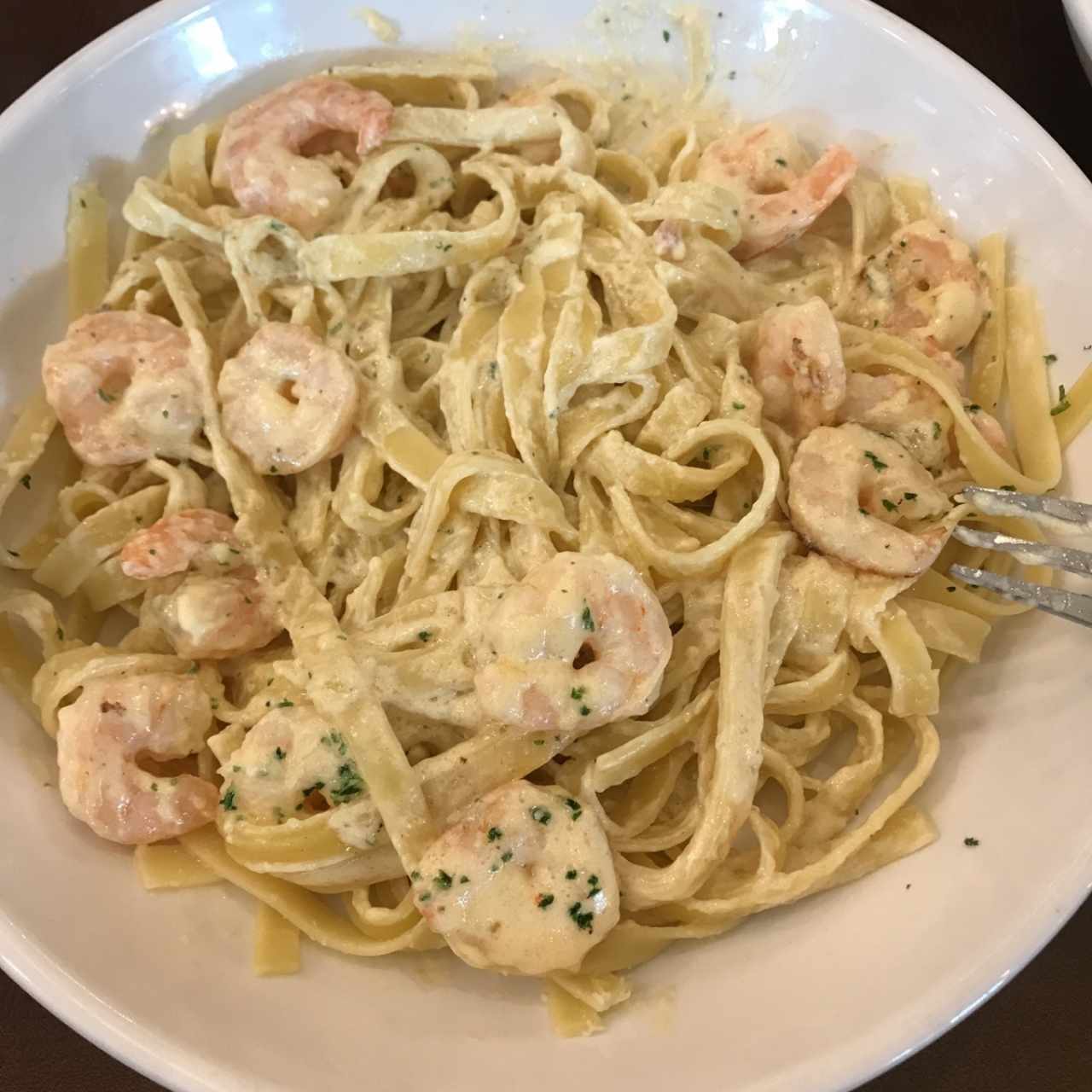 fetuccini con camarones 