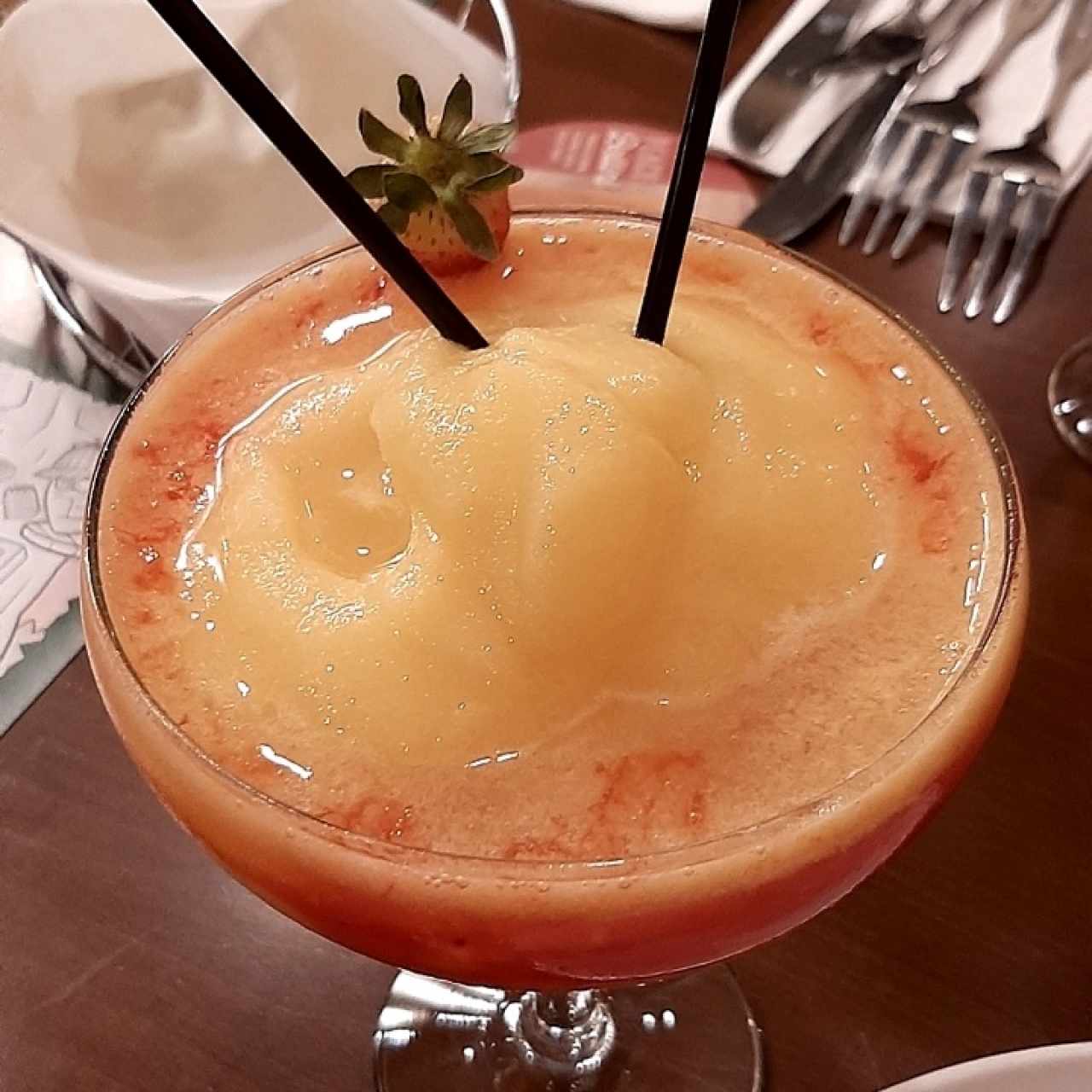 mango strawberry margarita