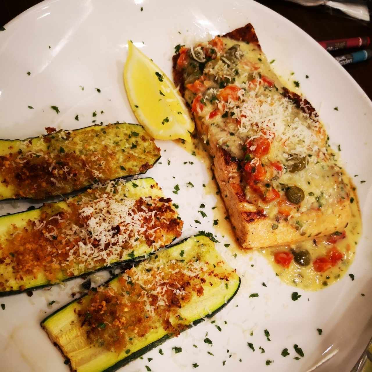 salmón con Zucchini 