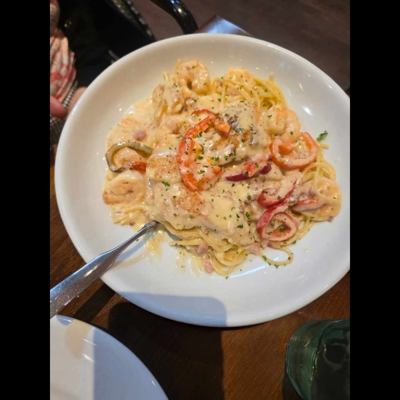 Classic Entreés - Chicken & Shrimp Carbonara