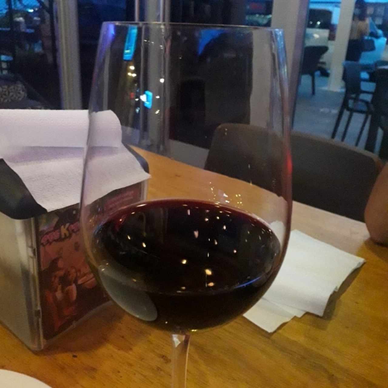 vino tinto malbec 