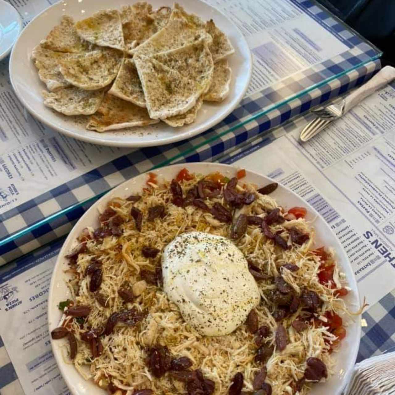 Ladopsomo y pan pita 