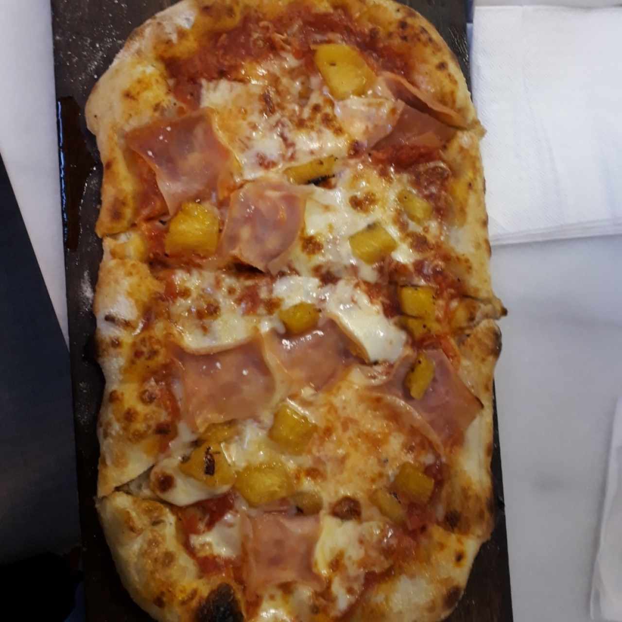 Pizza hawaiana