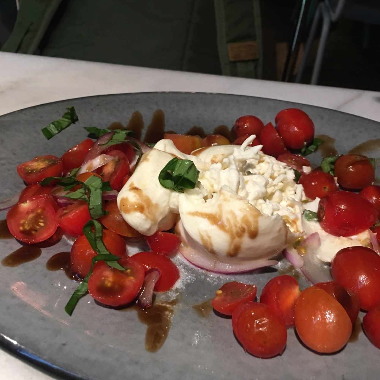 Ensaladas - Cherry & Burrata