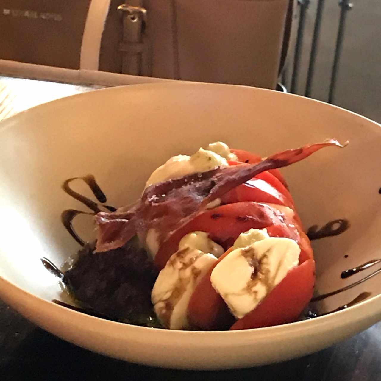 Ensalada Caprese a Nuestro Modo