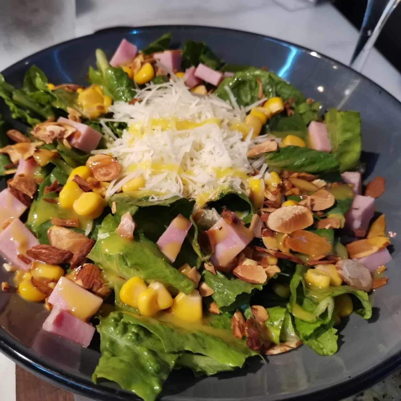 Ensalada verde con frutos secos 