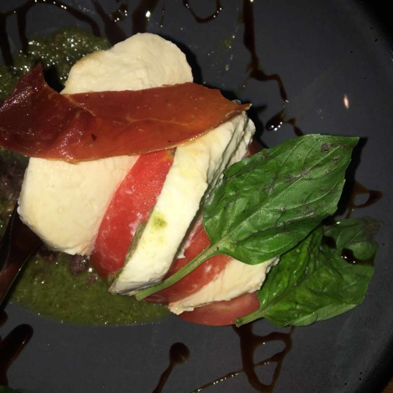 Ensalada Caprese a Nuestro Modo