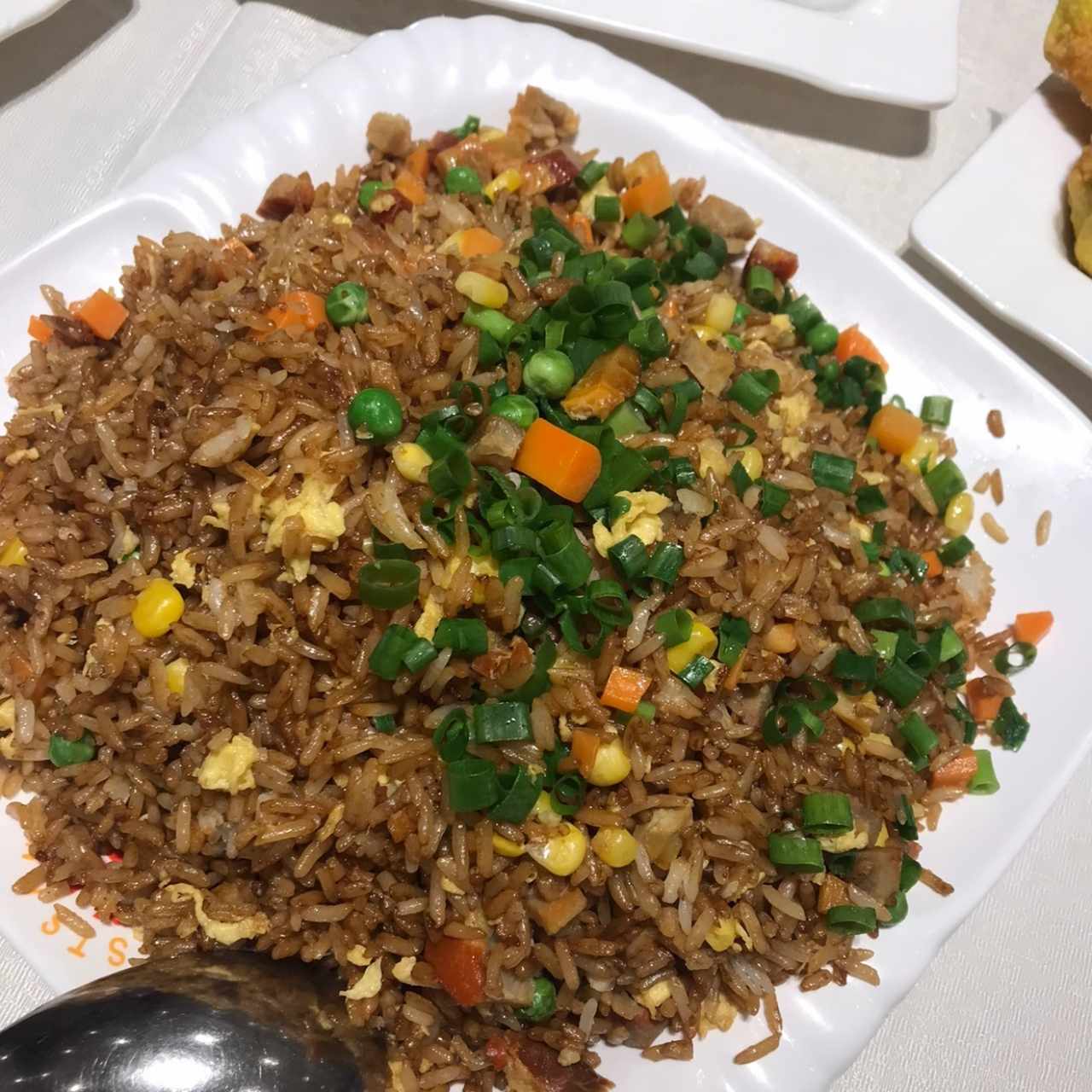 Arroz con Puerco Estilo Chino