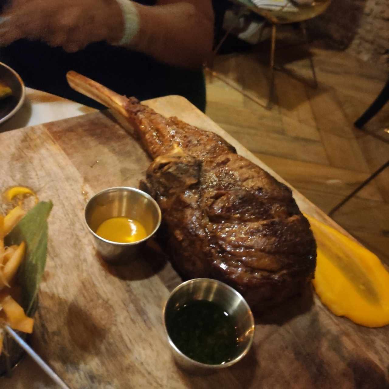 TOMAHAWK