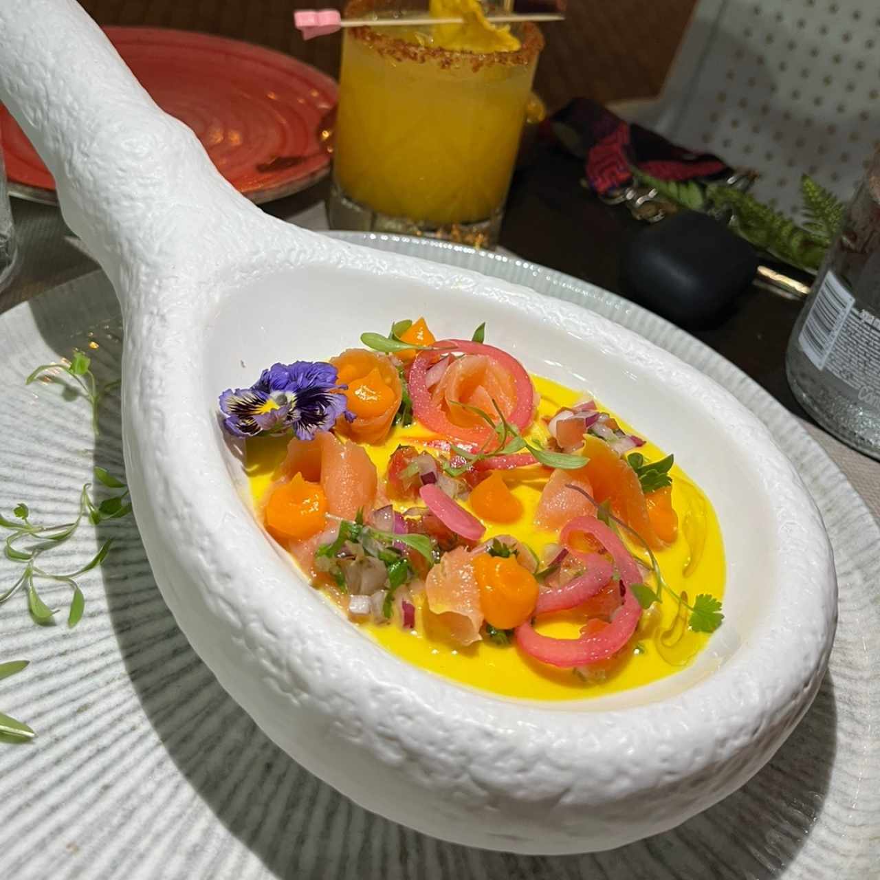 Tiradito Salmon 