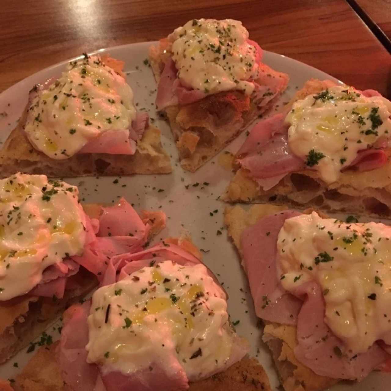 Pizzas Scrocchiarella - Stracciatella e Mortadela