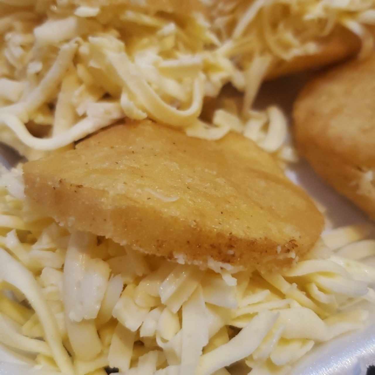 Arepitas fritas (4 unidades rellenas de queso)