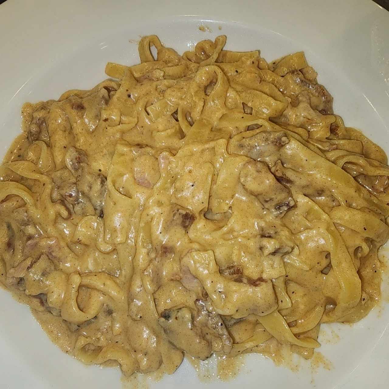 Spaguetti / Ni a la Carbonara