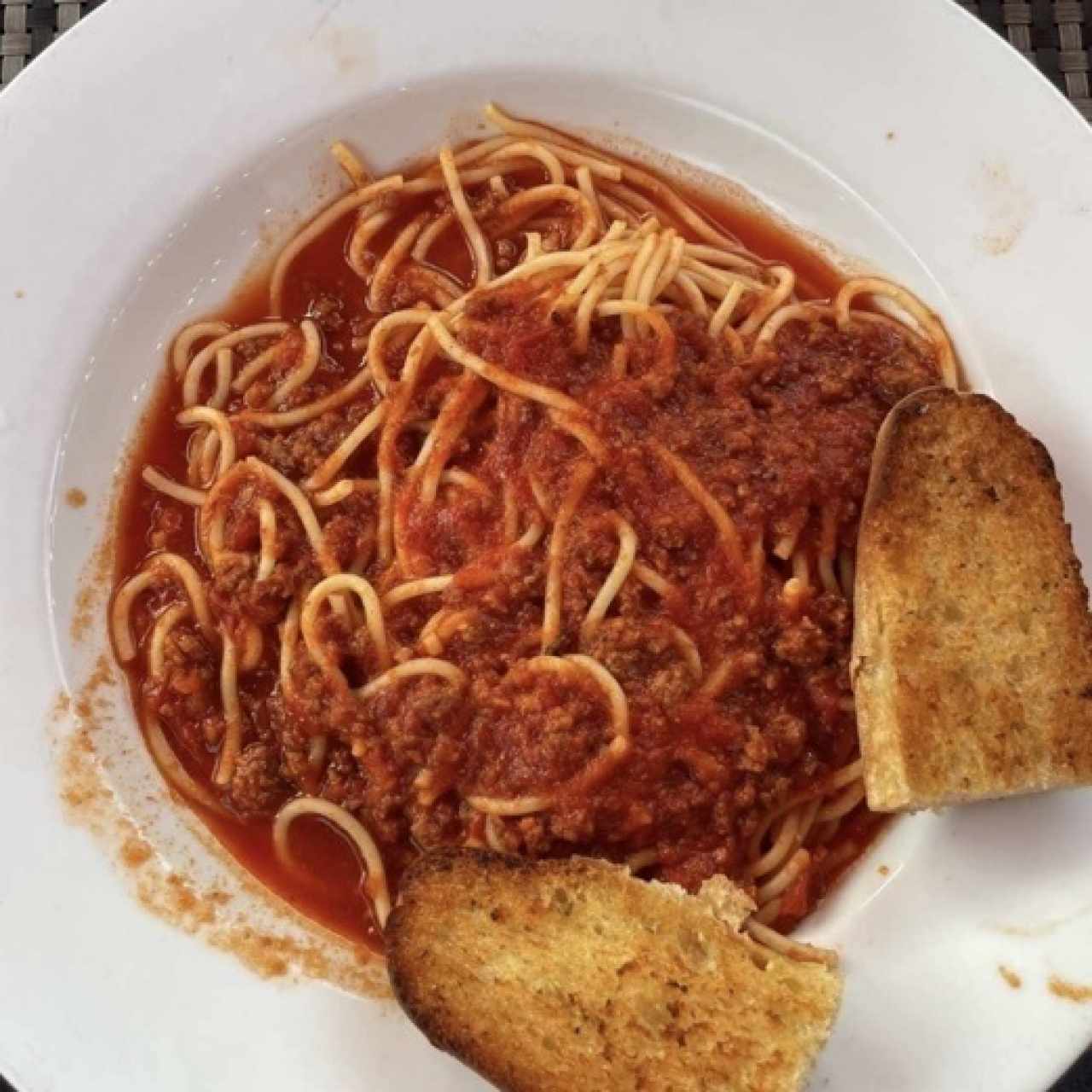 Pasta a la boloñesa