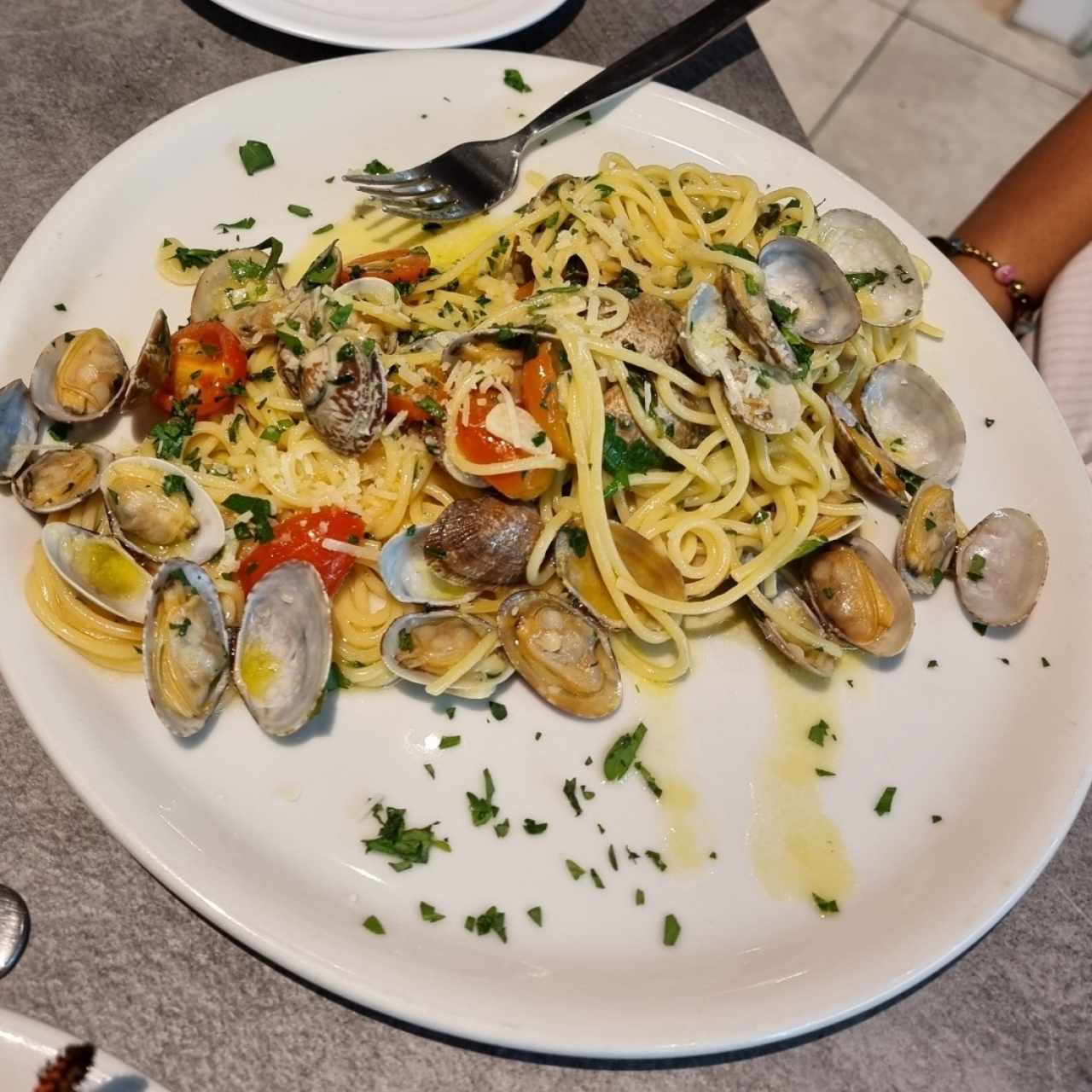 Spaguetti / Ni Alle Vongole