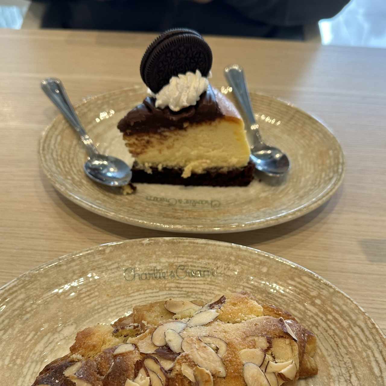 Chessecake oreo y croissant de almendras