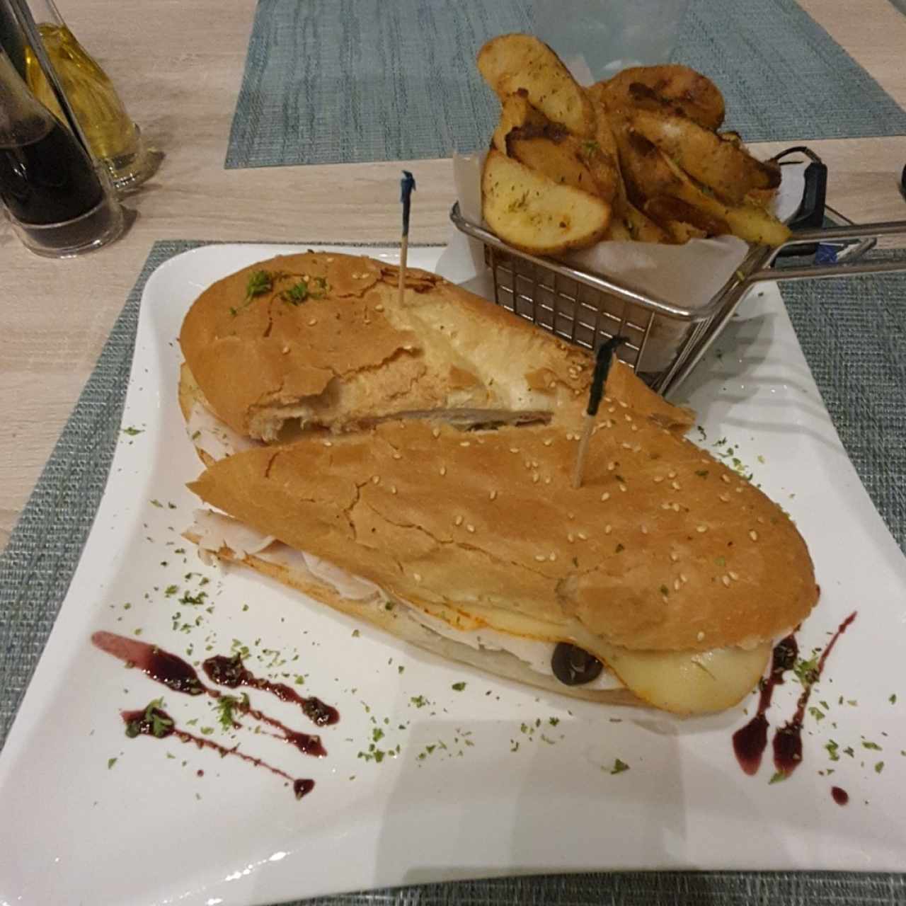 Paninni Pavo, Queso