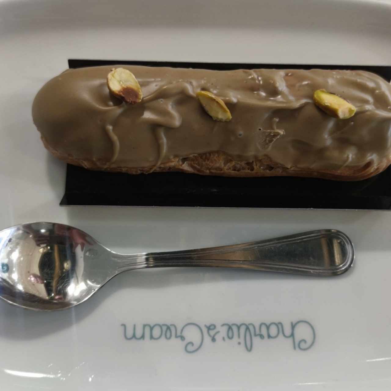 eclair de pistacho 