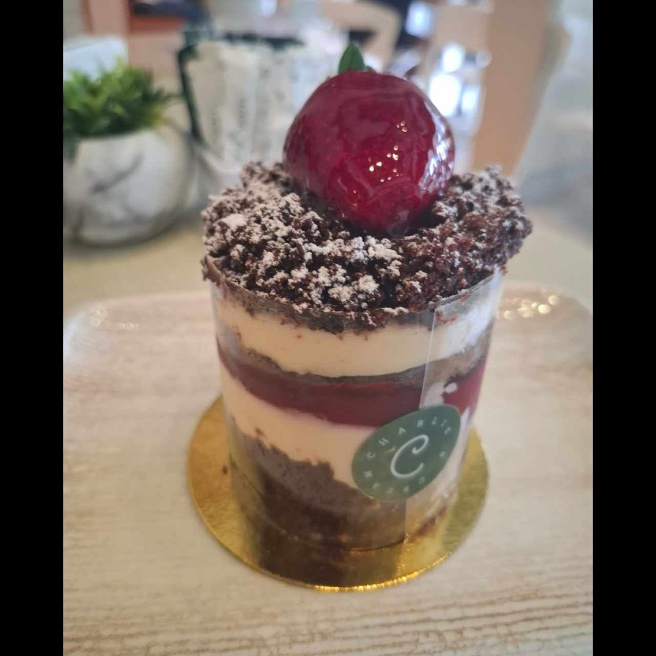 chesee cake , chocolate y fresa 