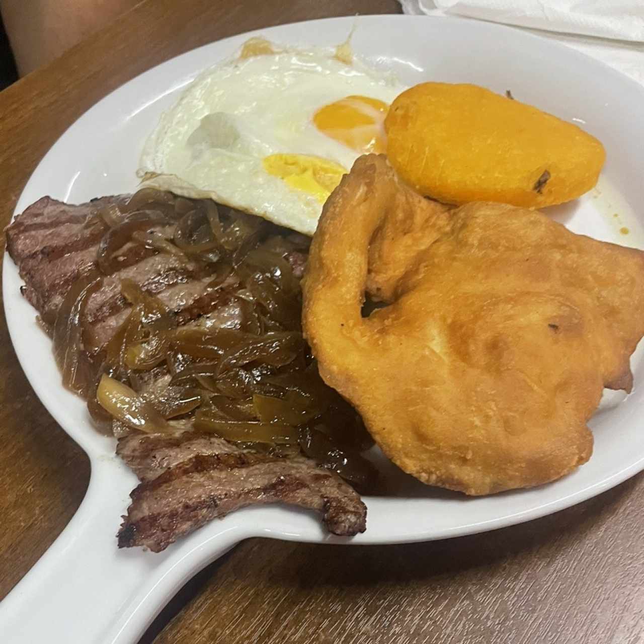 Desayuno - Bistéc a Caballo