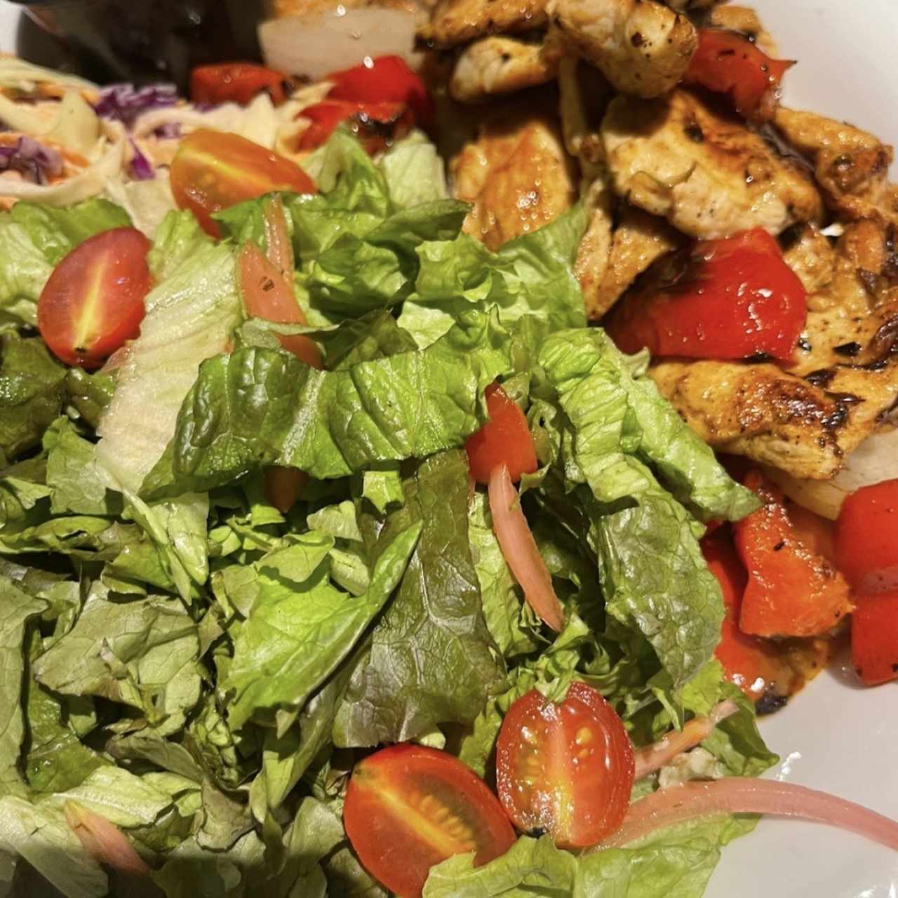 Ensalada César con pollo