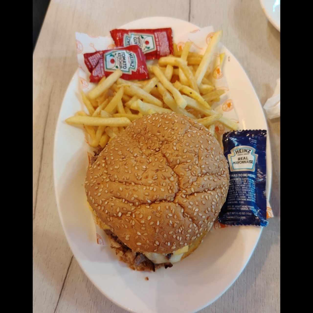 Otras Especialidades - Hamburguesa La Mexicana