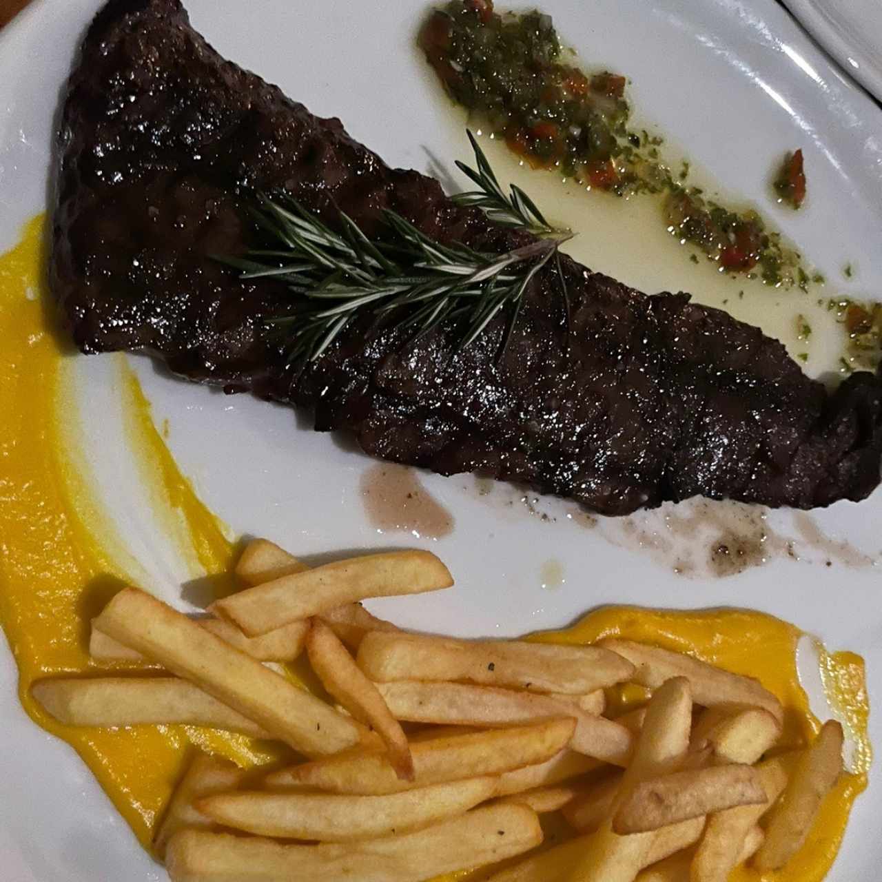 Entraña 3/4 con Papas Fritas