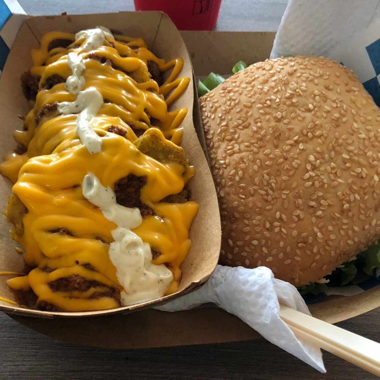 Combo - hamburguesa tejana + papas fritas + soda