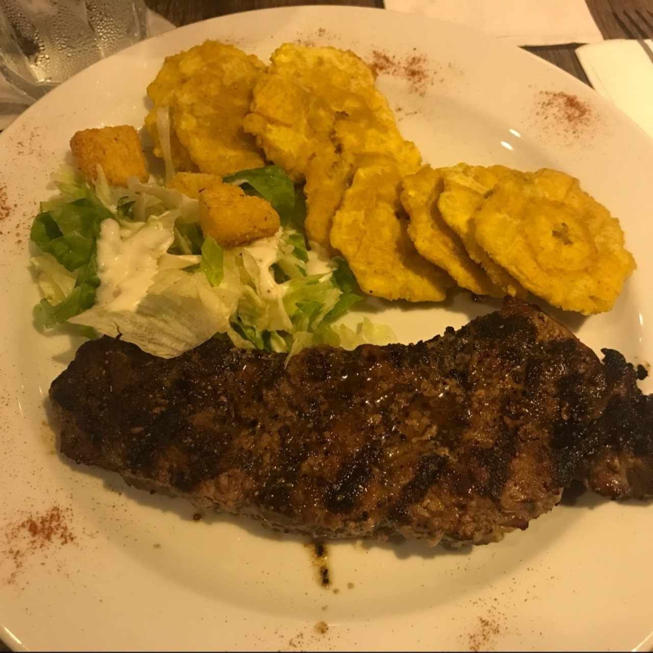 New York Steak con Patacones 