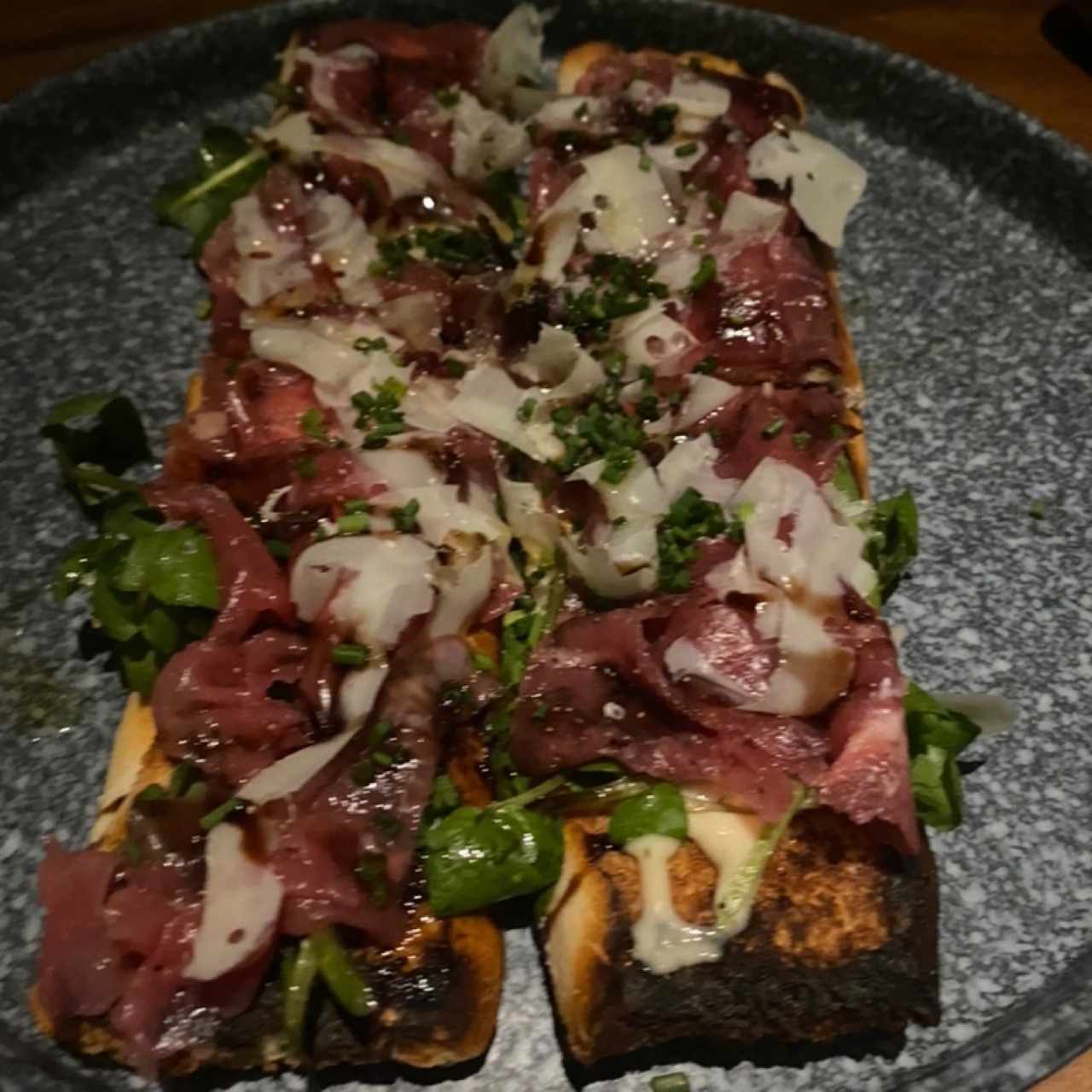 Bruschetta de carpaccio