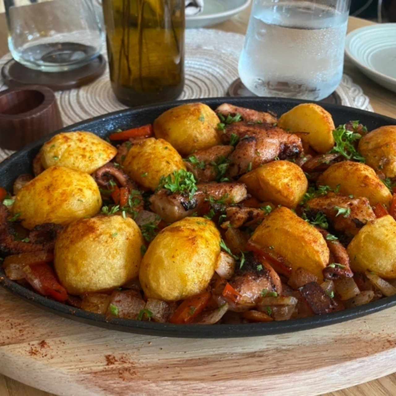 Platos pequeños - PULPO AL HIERRO