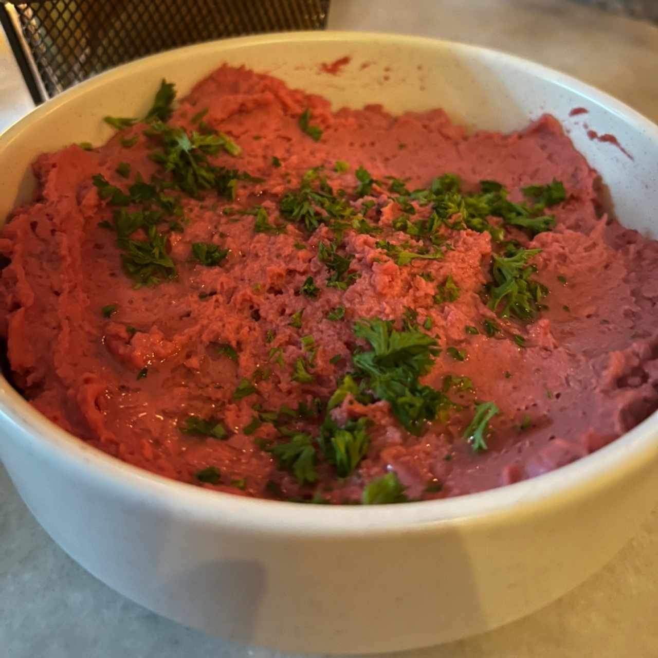 Platos pequeños - HUMMUS DE REMOLACHA