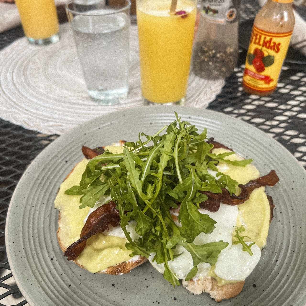 TOSTADAS DE AGUACATE SWEET N SALTY