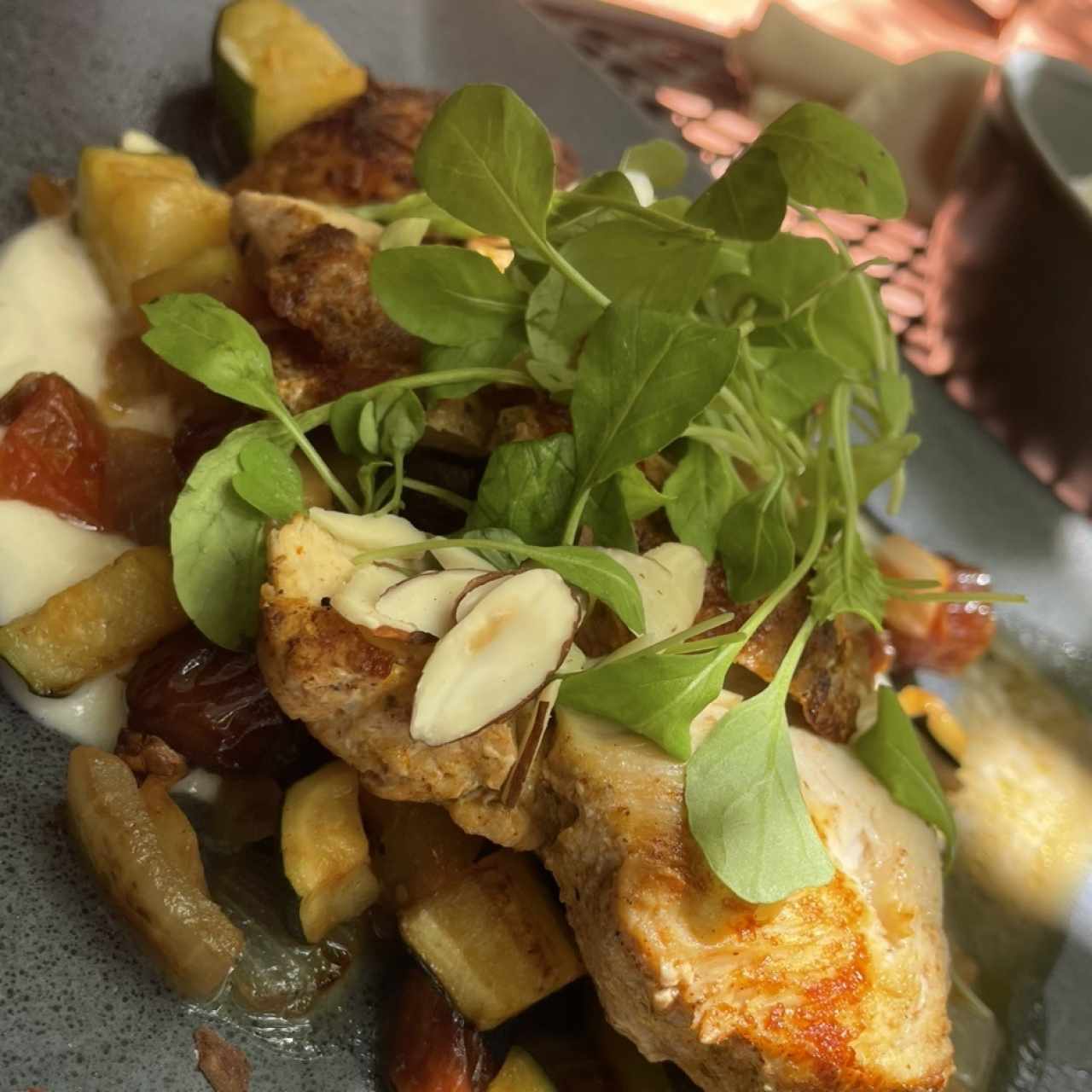 Pollo con especias y arroz con coco 