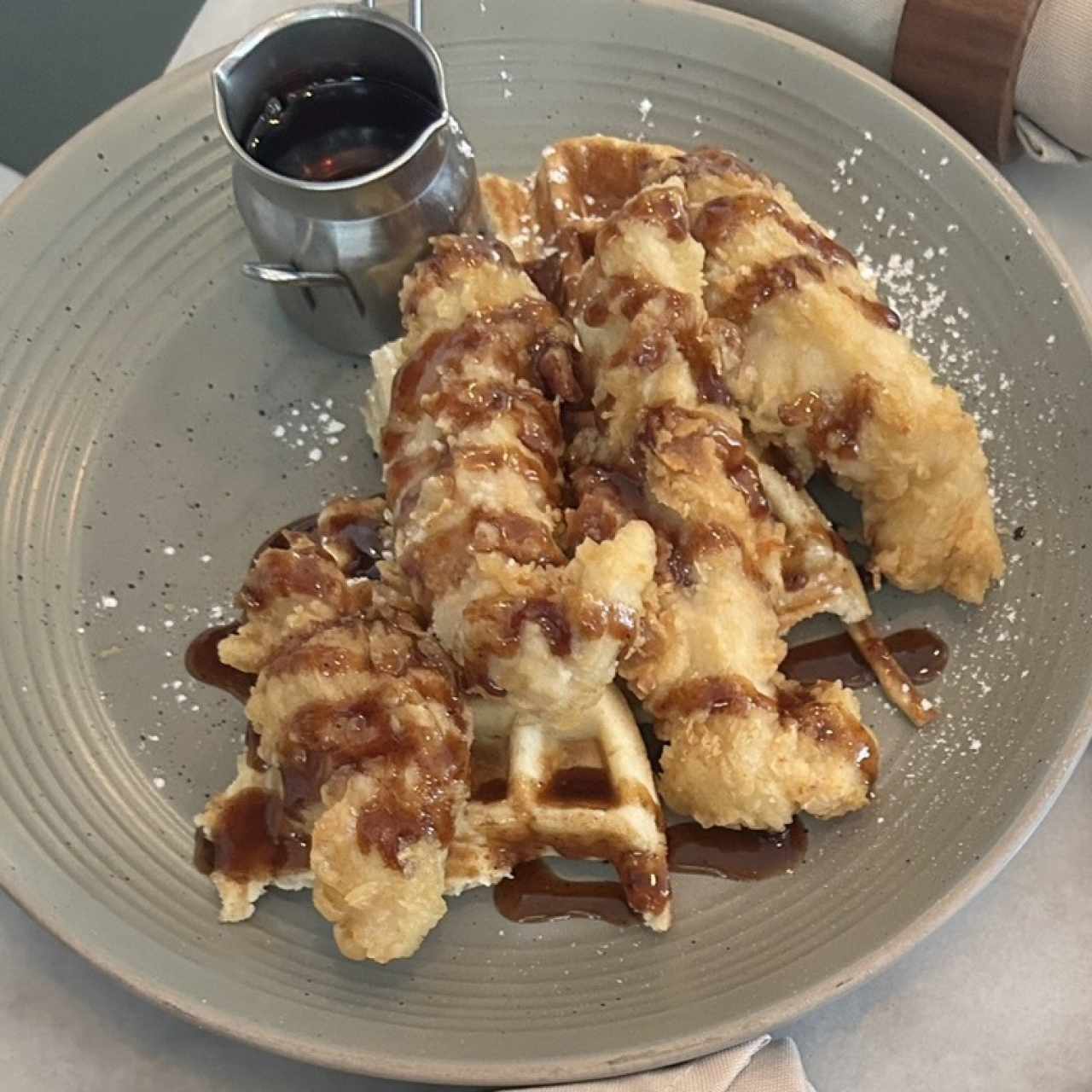 BRUNCH - Chicken y Waffles