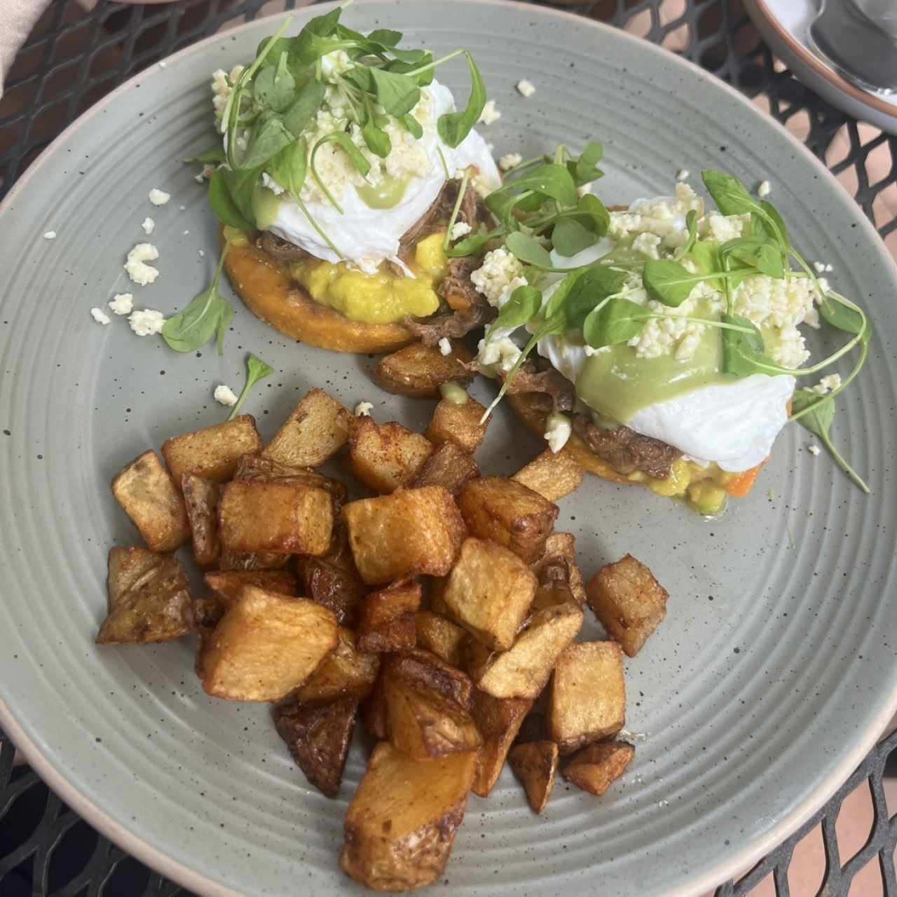 BRUNCH - HUEVOS AL MONTUNO