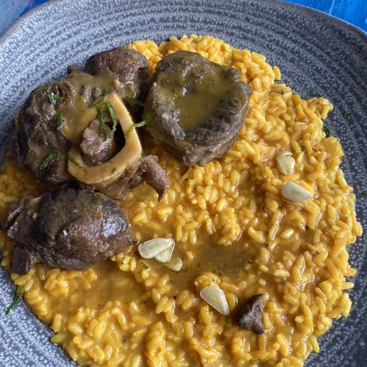 Ossobuco con Risotto