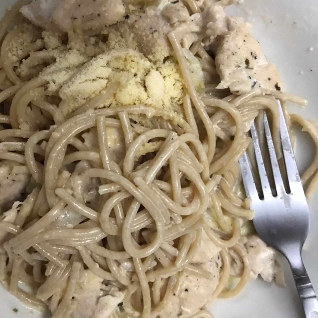 Fettuccine Alfredo con Pollo