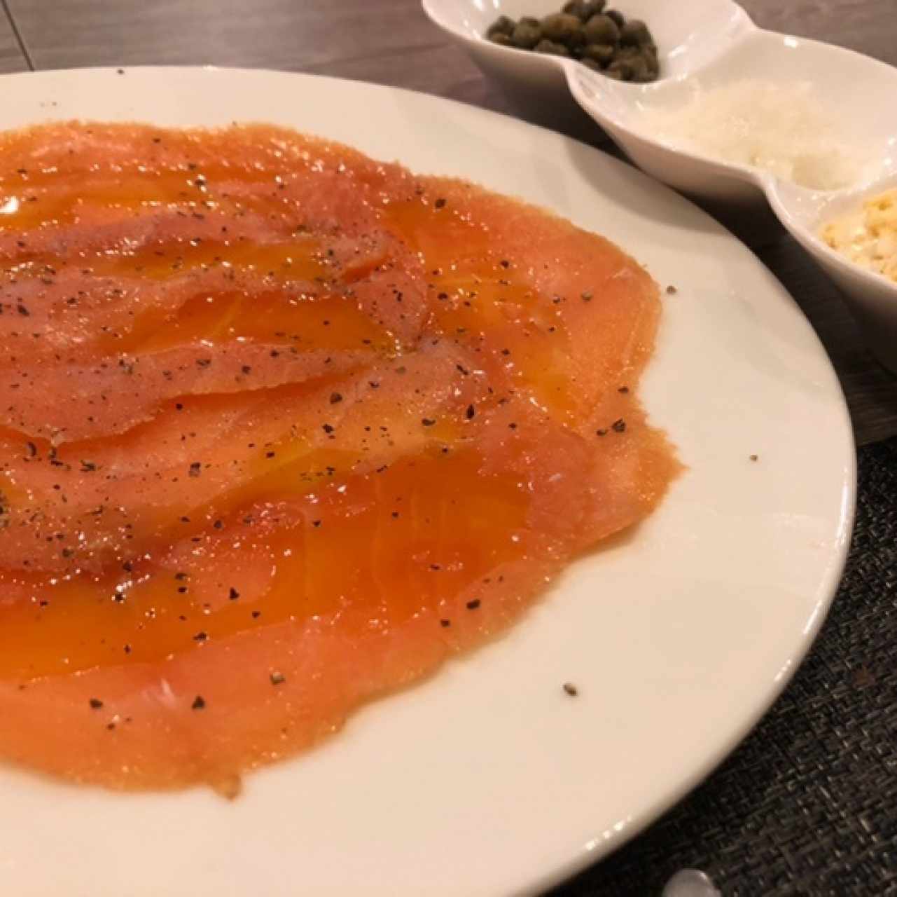 Carpaccio di Salmone Affumicato