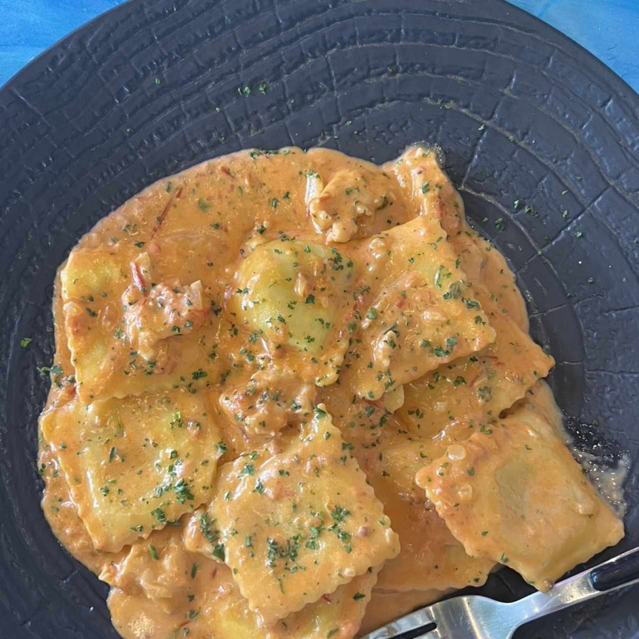 Ravioli al salmone