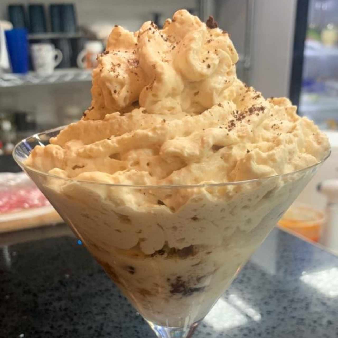 @Pekados luego de unos ricos calamares a la crema, no podia faltar un rico Tiramisu