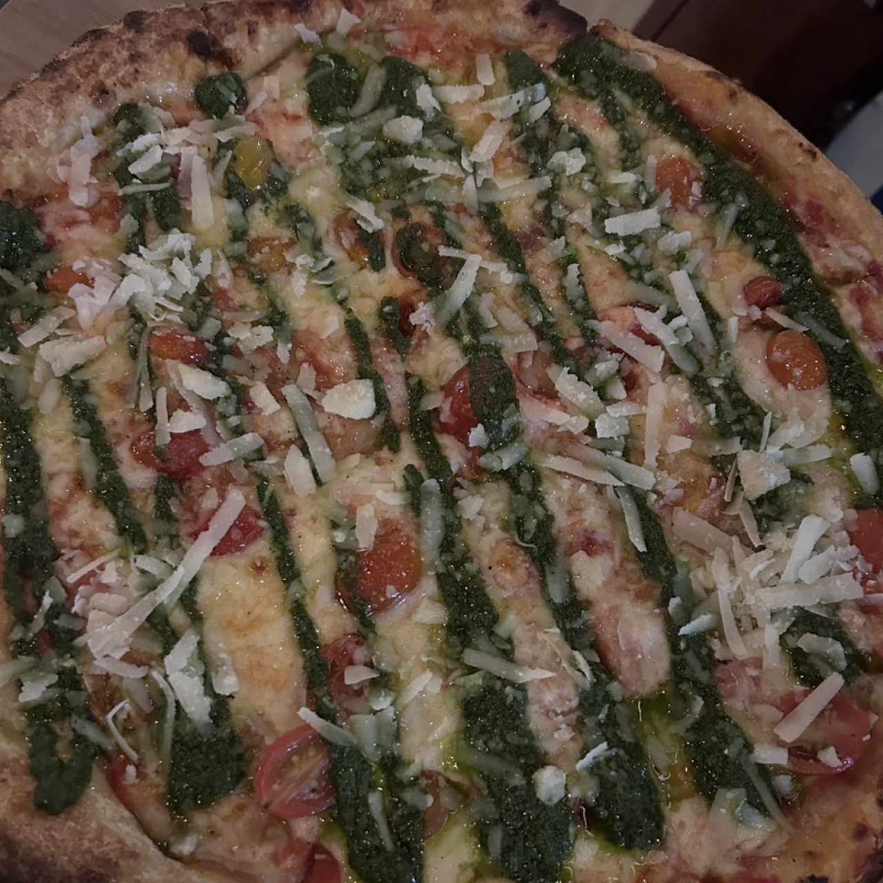 Pizzas Rojas - Pesto