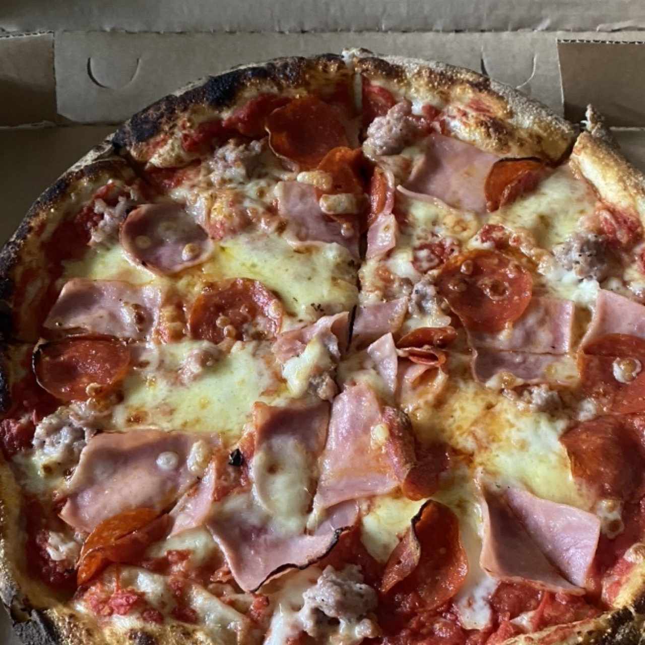 Pizza Carnívora