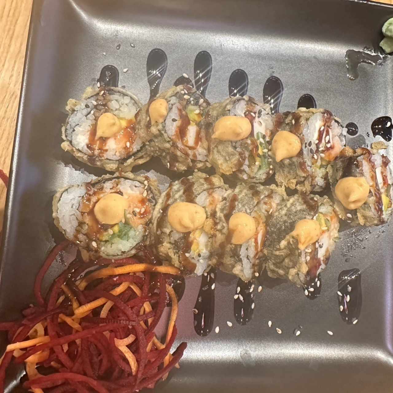 SUSHI - TEMPURA ROLL