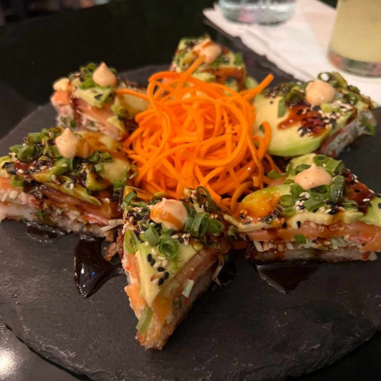 PIZZA KOKESHI ( SALMÓN Y ATÚN)